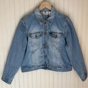 Vintage Liz Claiborne Lizwear 100% Cotton Jean Jacket